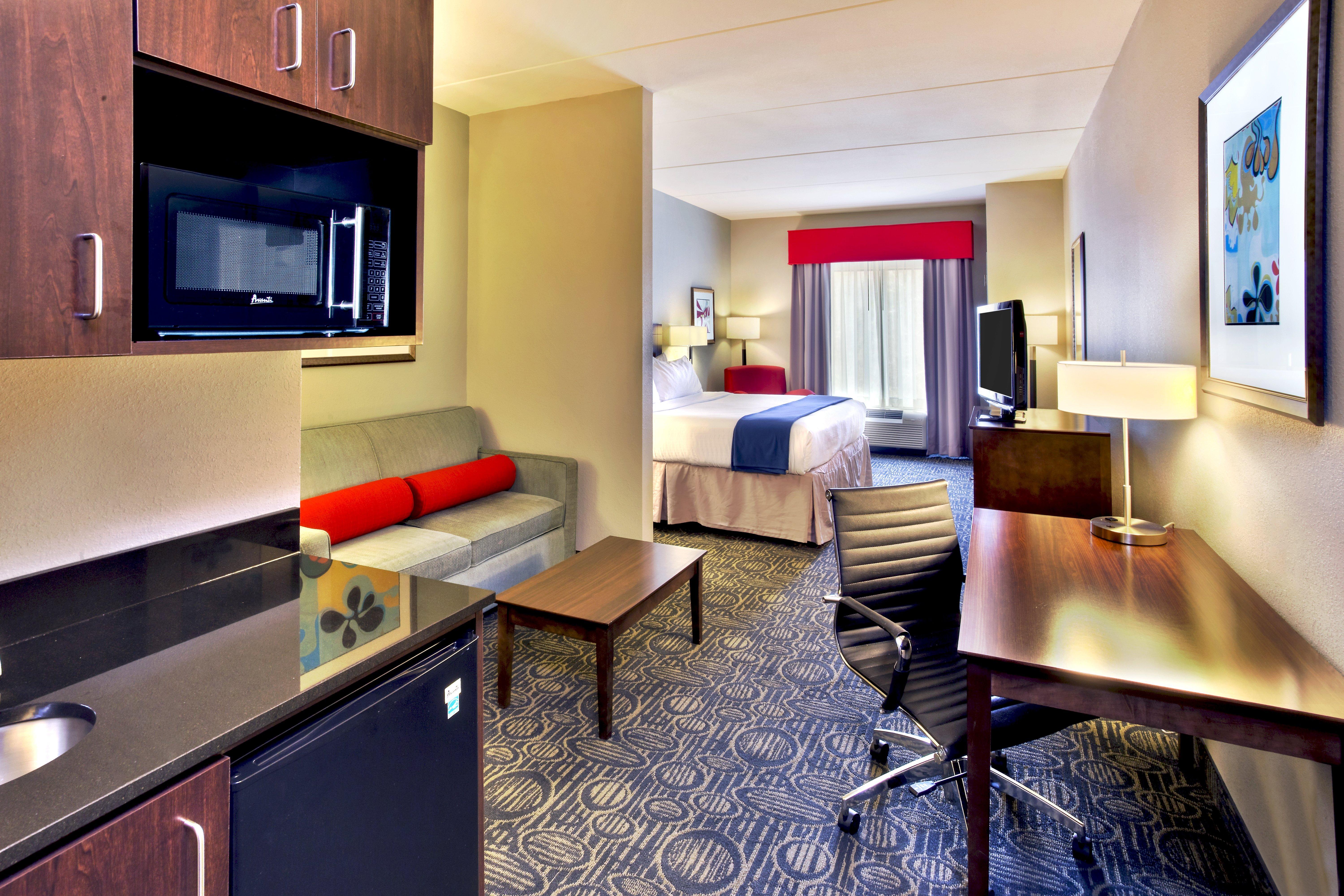 Holiday Inn Express & Suites Oak Ridge By Ihg Bagian luar foto