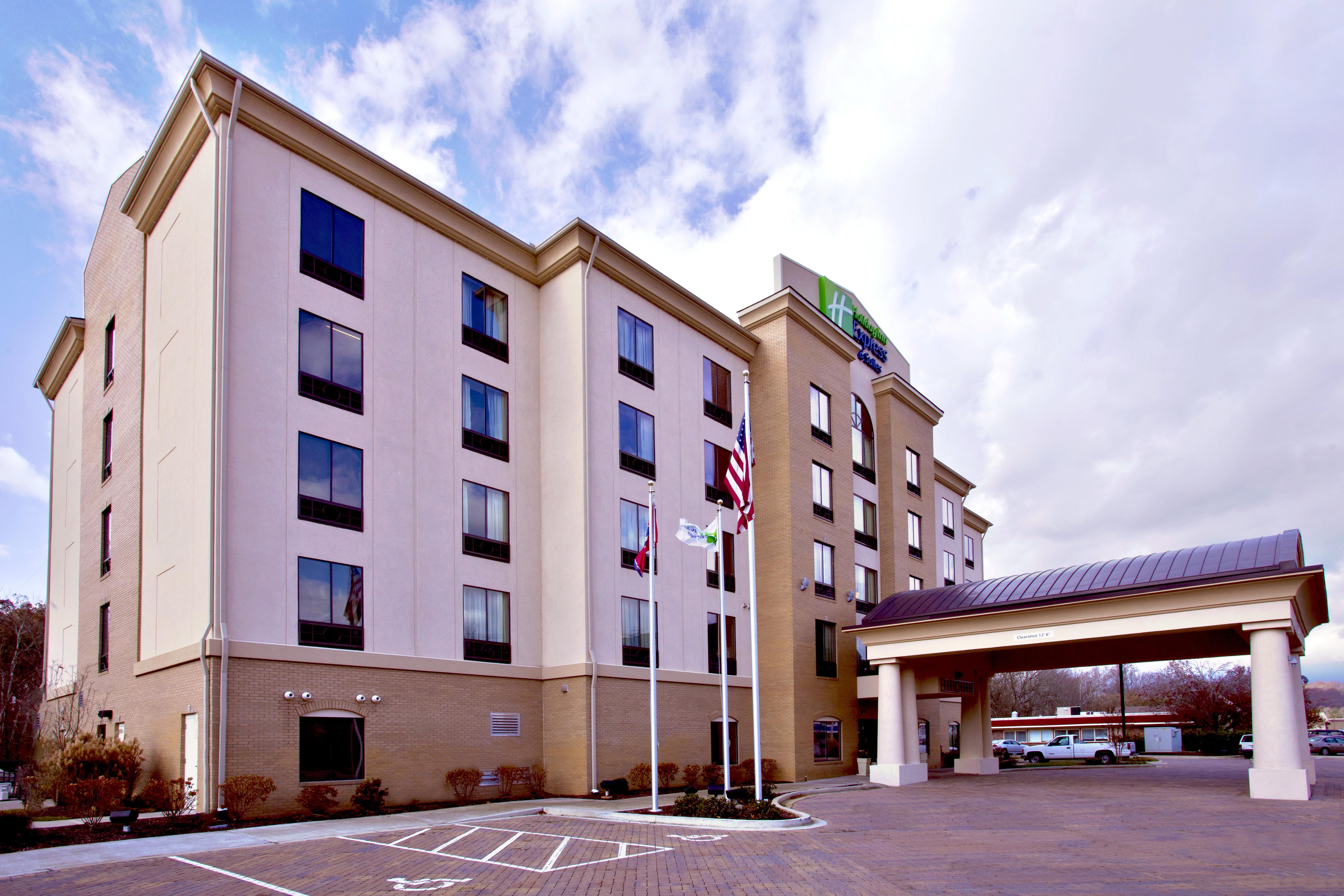 Holiday Inn Express & Suites Oak Ridge By Ihg Bagian luar foto