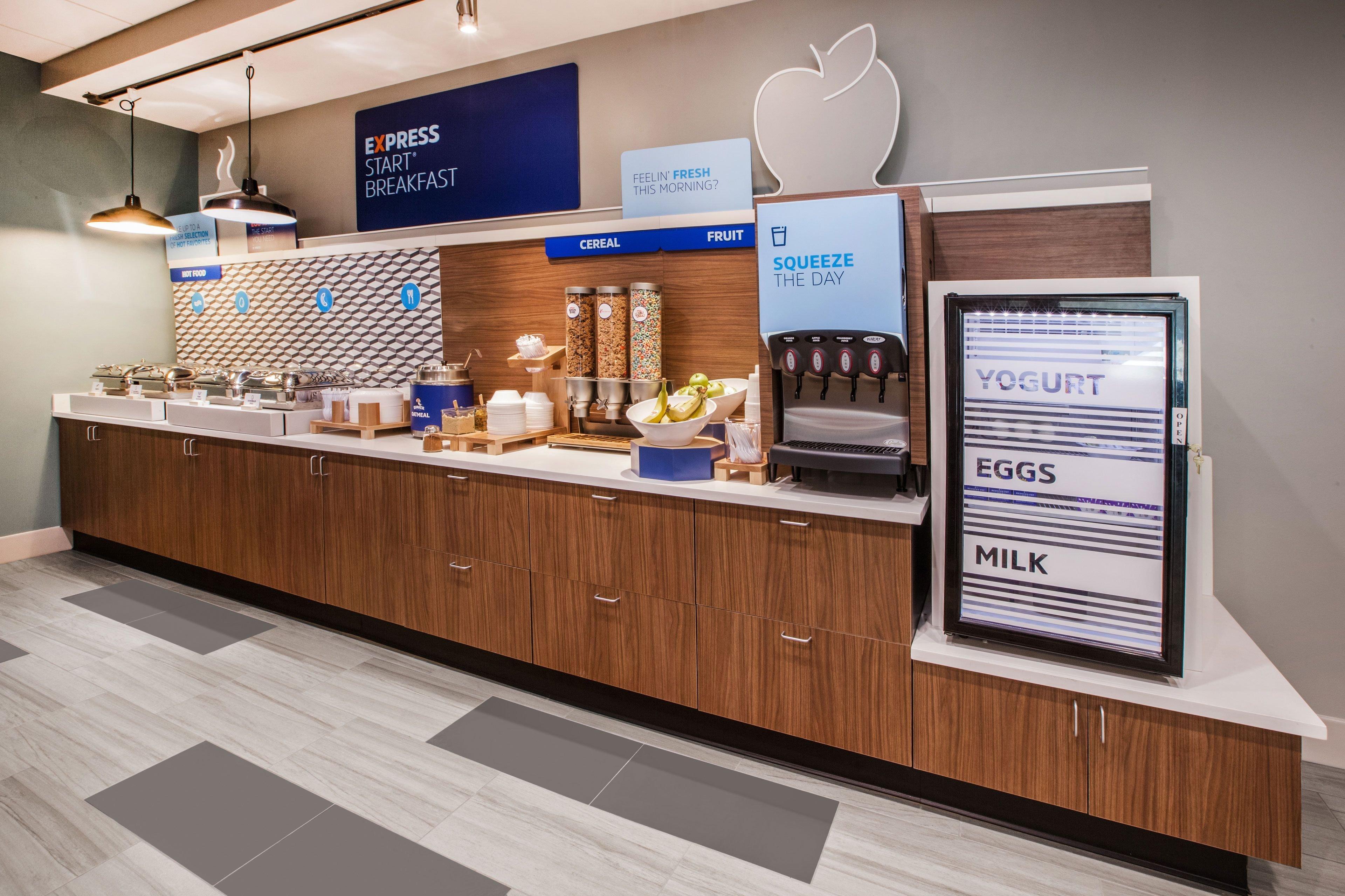 Holiday Inn Express & Suites Oak Ridge By Ihg Bagian luar foto