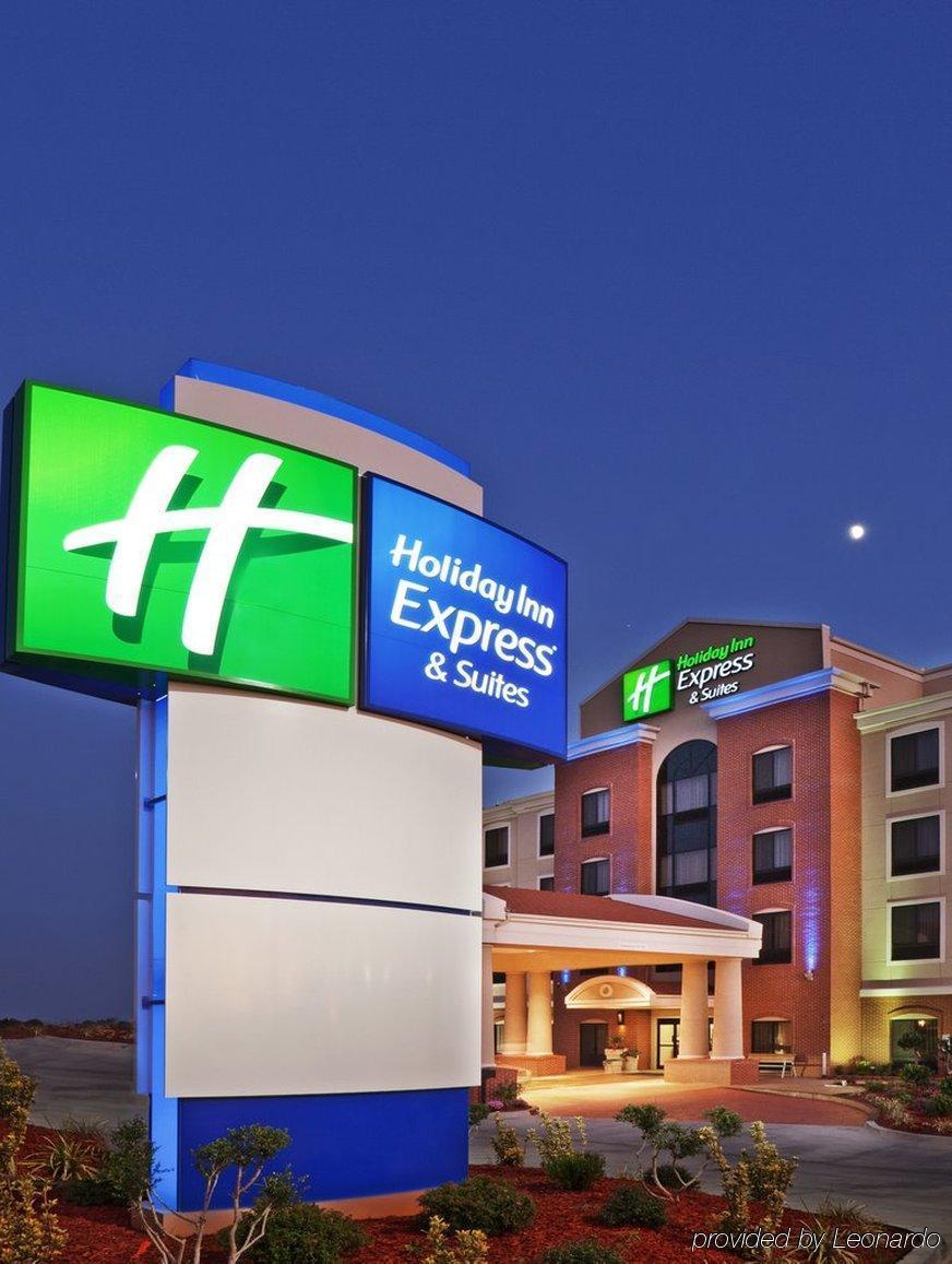 Holiday Inn Express & Suites Oak Ridge By Ihg Bagian luar foto