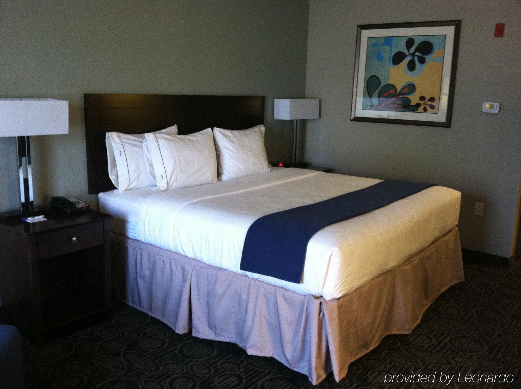 Holiday Inn Express & Suites Oak Ridge By Ihg Bagian luar foto