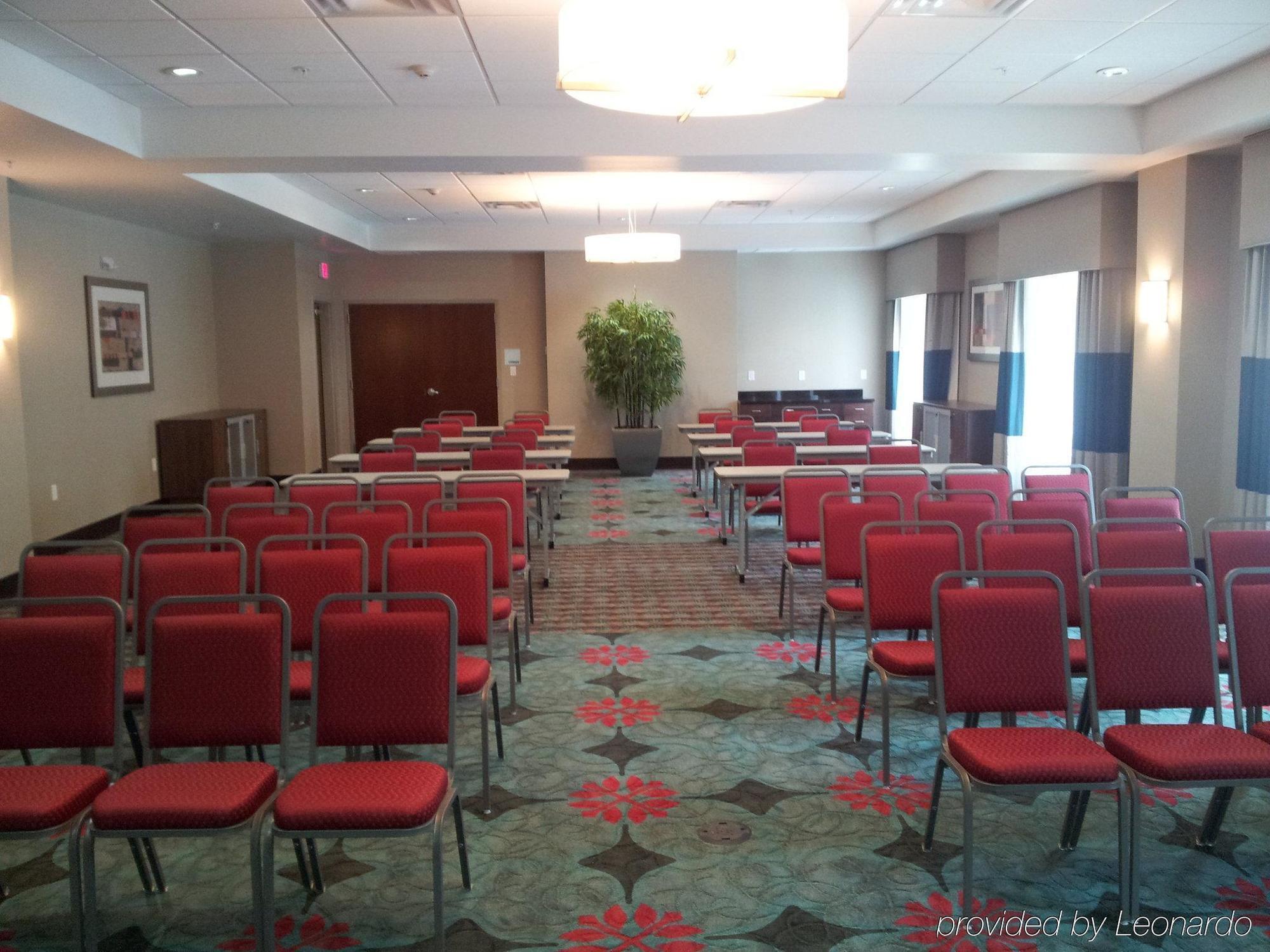 Holiday Inn Express & Suites Oak Ridge By Ihg Bagian luar foto